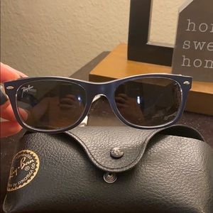 Blue Ray-Ban Wayfarers